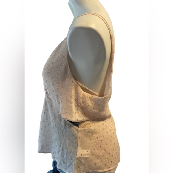 Express Women's Sleeveless Loose V-Neck Asymmetrical Top - Picture 4 of 10